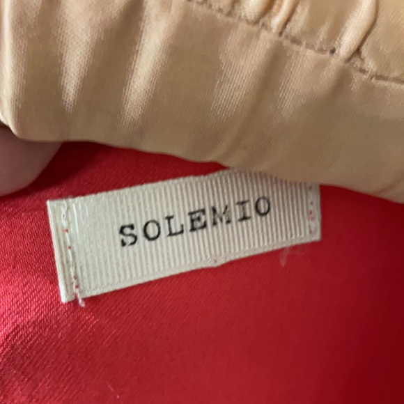 Coral dress with lace front - Picture 3 of 4